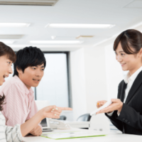 副商材を活用して収益向上を目指す